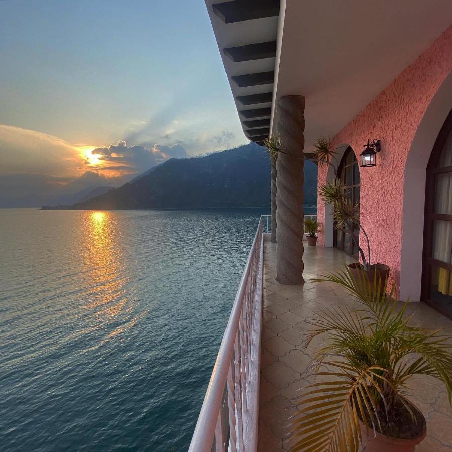 Hotel Tzanjuyu Bay Panajachel Exterior photo